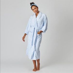 Weezie womens long robe
